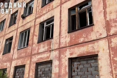Заброшенное общежитие Минобороны кадр из видео