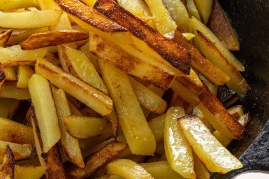 Картошку больше не солите - при жарке добавьте этот продукт: хруст держится 3 дня открытые источники