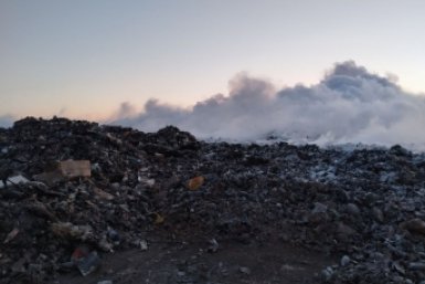 Пожар на свалке тг-канал (18+) Амурской бассейновой природоохранной прокуратуры