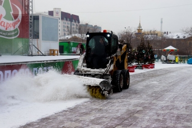 Уборка снега ИА ChitaMedia Анастасия Москалёва