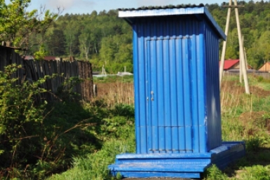 Туалет на участке Мария Оленникова, ИА IrkutskMedia