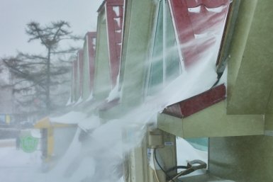 Сильный порывистый ветер Дмитрий Осипчук, ИА PrimaMedia.ru