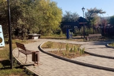 Сквер на Шестипёрова до благоустройства правительства Забайкалья
