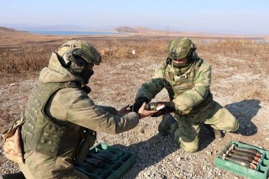 Тематическая иллюстрация Фото автора