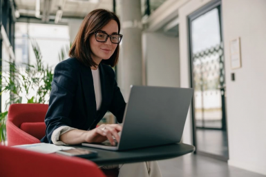 Тематическое фото ПАО &quotМТС&quot