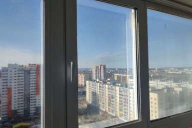  автора