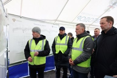Глава Приангарья оценил строительство обхода села Шерагул на дороге &quotСибирь&quot правительство Иркутской области