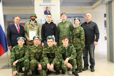В ИТАС вручили благодарственные письма губернатора выпускникам - участникам СВО правительство Иркутской области