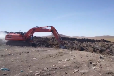 Два участка тления тушат на свалке ТКО в Краснокаменске