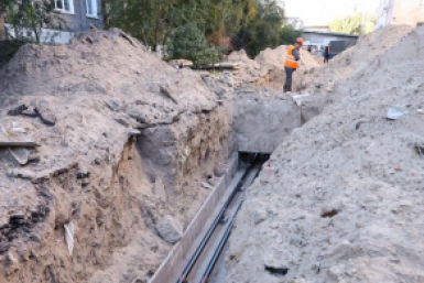 Мэр города потребовал завершить работы раньше срока и распределить их между несколькими подрядчиками Мэрия Улан-Удэ