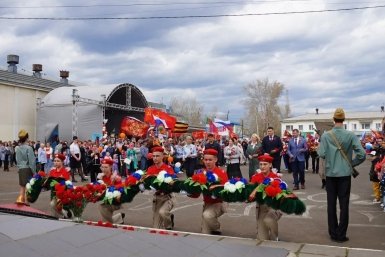 Патриотические акции и концерты пройдут в общественных местах Приангарья по случаю 9 мая правительство Иркутской области