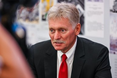 Песков пообещал "очень долгий путь" к миру с Украиной