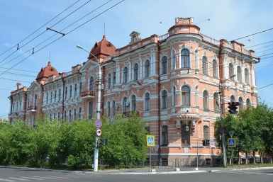 Исторический облик зданий-памятников сохраняют при капремонте в Забайкалье министерство ЖКХ Забайкалья