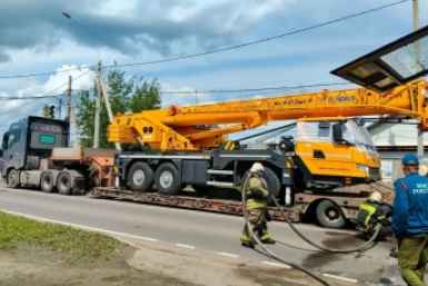Колесо загорелось у фуры во время движения в Борзе МЧС Забайкалья