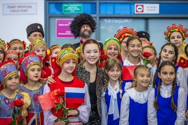 Китайский блогер Даньдань посетила Восточный экономический форум во Владивостоке Владимир Нестеров, vlc.ru