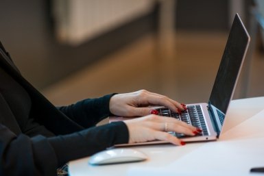 Из-за цировизации возникли ошибки в документах Илья Аверьянов, ИА PrimaMedia.ru