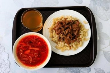 Комплексный обед Создано при помощи ИИ