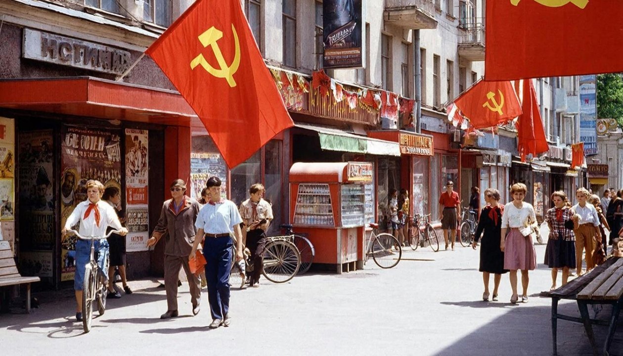 Тематическое изображение ИИ Kandinsky (18+)