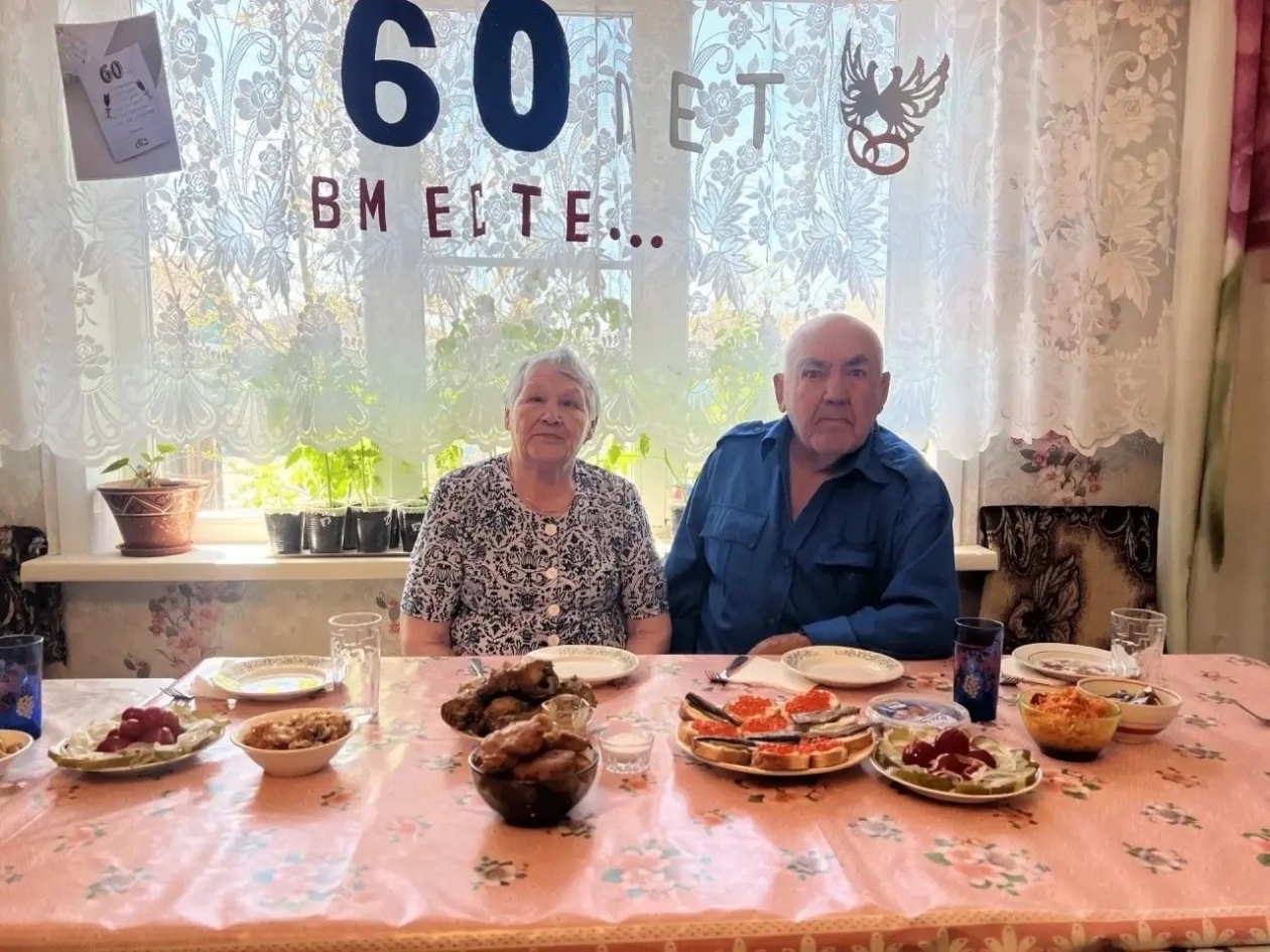 60 лет брака Павла и Марии Кондратьевых отметили в Дульдурге Департамент ЗАГС Забайкалья