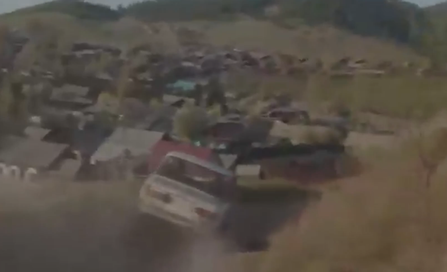 Погоня Кадр из видео