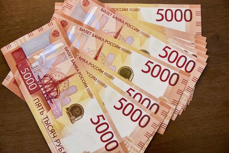 Покупатель гаража дал забайкалке 500 тысяч на погашение 20 долгов Дмитрий Осипчук, ИА PrimaMedia