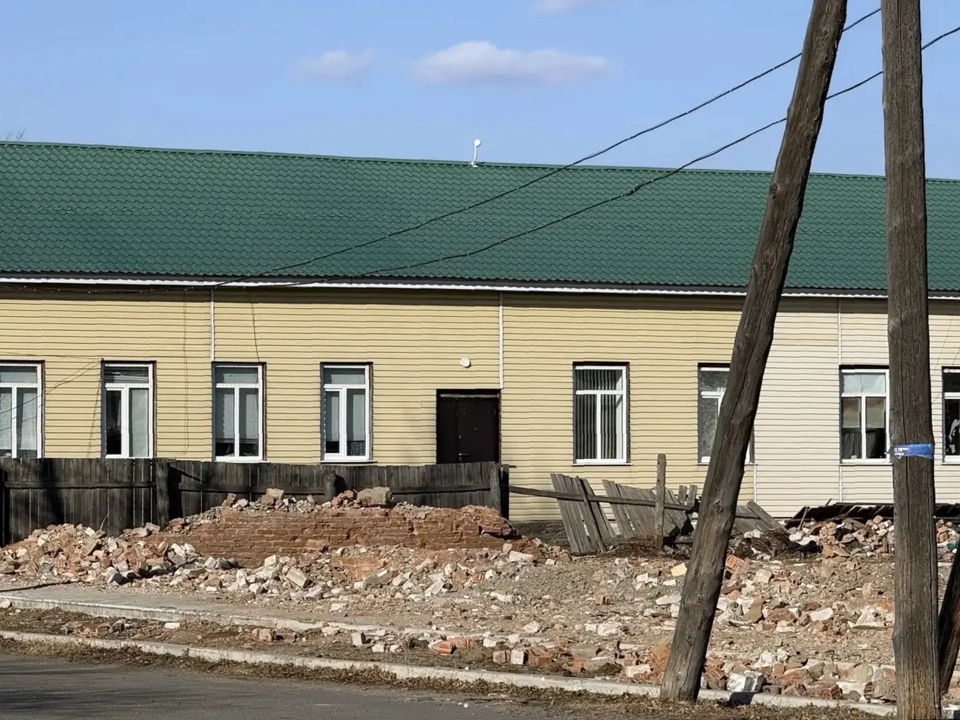 Мусор после снесённого дома пресс-службы прокуратуры Забайкалья