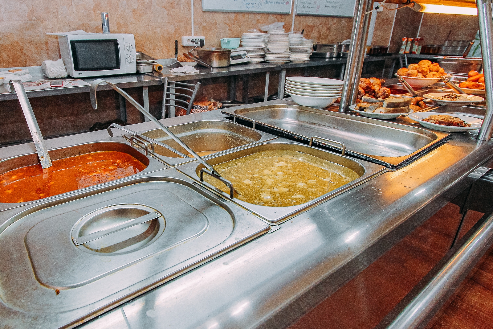 Экс-управляющую столовой будут судить за растрату продуктов на 165 тысяч в Забайкалье ИА PrimaMedia