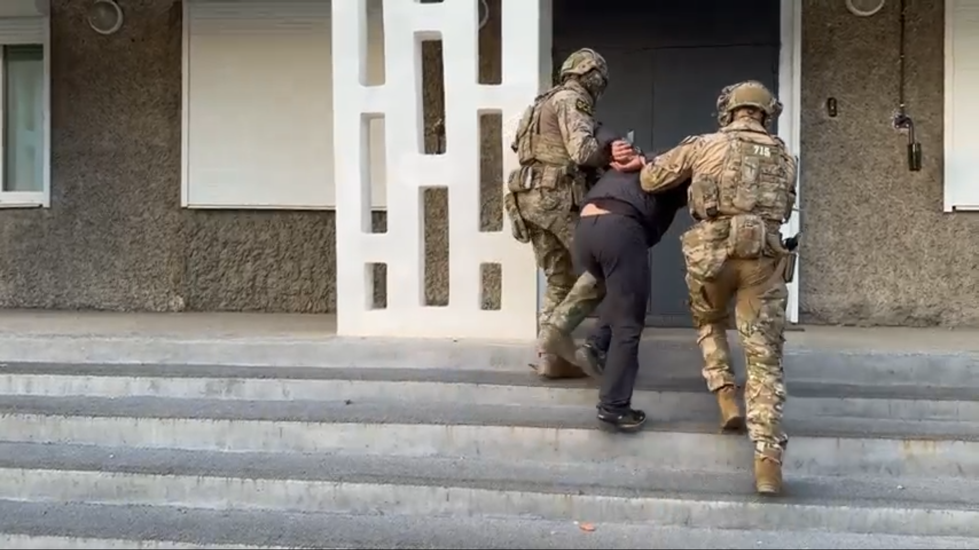 ФСБ задержала агентов СБУ, готовящих провокации перед выборами в Забайкалье кадр из видео